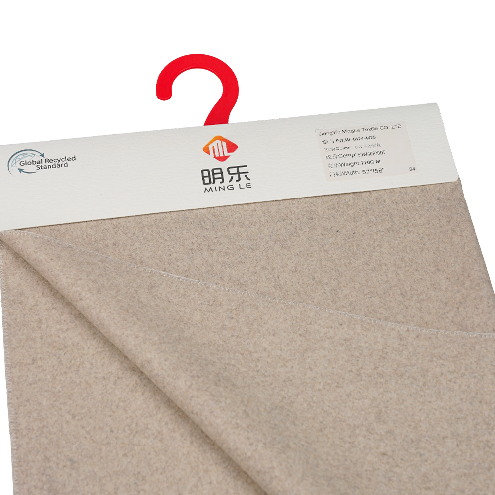 50 % Wolle, 40 % Polyester, 10 % andere Fasern, 770 g/m, natürliche helle Bohnenpaste, Twill-Melton-Stoff, ML-0124-4425