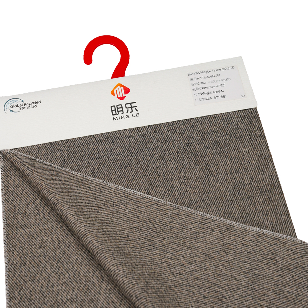 50 % Wolle, 40 % Polyester, 10 % andere Fasern, 650 g/m, Schwarz-Braun + Beigetwill, Melton-Stoff, ML-S0624-089