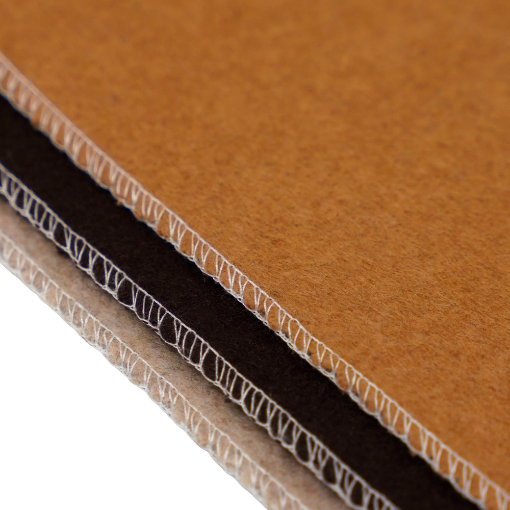 20 % Wolle, 70 % Polyester, 10 % andere Fasern, 870 g/m, Kamel, doppelseitiger Wollstoff, ML-110037-9