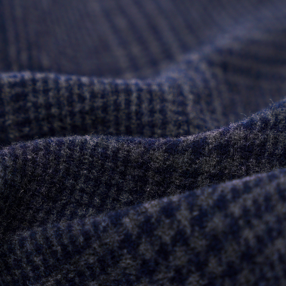 55 % Wolle, 45 % Sonstiges, 645 g/m, Marineblau, doppelseitiger Samtstoff, ML-3010305-1