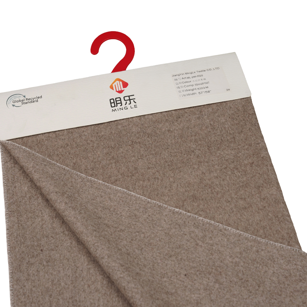 55 % Wolle, 40 % Polyester, 5 % andere Fasern, 620 g/m, Bohnenpaste, einseitig beschichtet, Stoff ML-249-5520